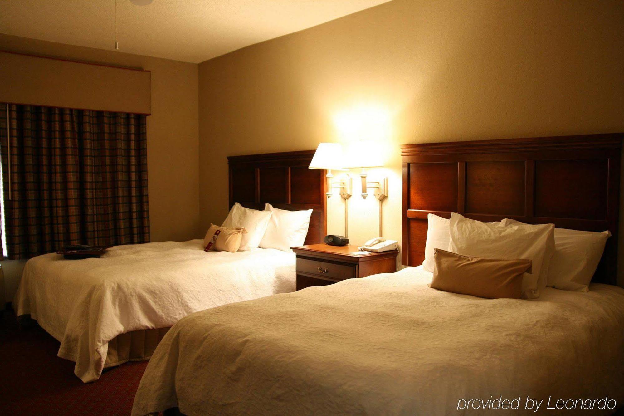 Hampton Inn & Suites Montgomery-Eastchase Oda fotoğraf