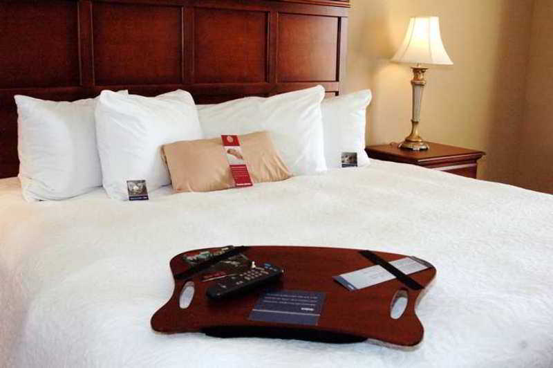 Hampton Inn & Suites Montgomery-Eastchase Oda fotoğraf